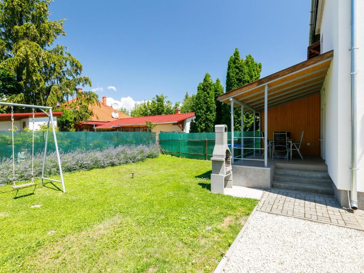 Holiday Home Bercsényi Balatonboglár Extérieur photo