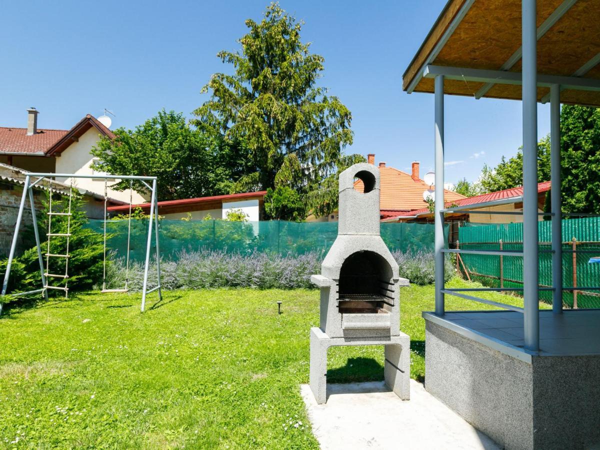 Holiday Home Bercsényi Balatonboglár Extérieur photo