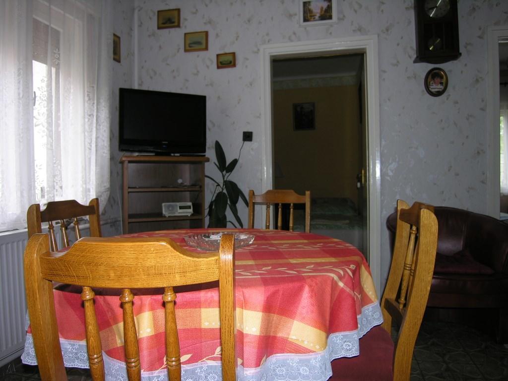 Holiday Home Bercsényi Balatonboglár Chambre photo